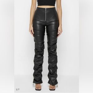 Manièr E De Voir Tacked Vegan Leather Flared Trousers